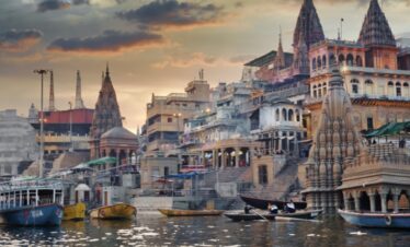Varanasi tour from Delhi